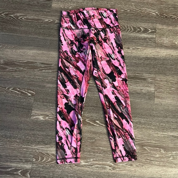 Lululemon Leggings Wunder Train 25” Size 8 - Picture 1 of 2
